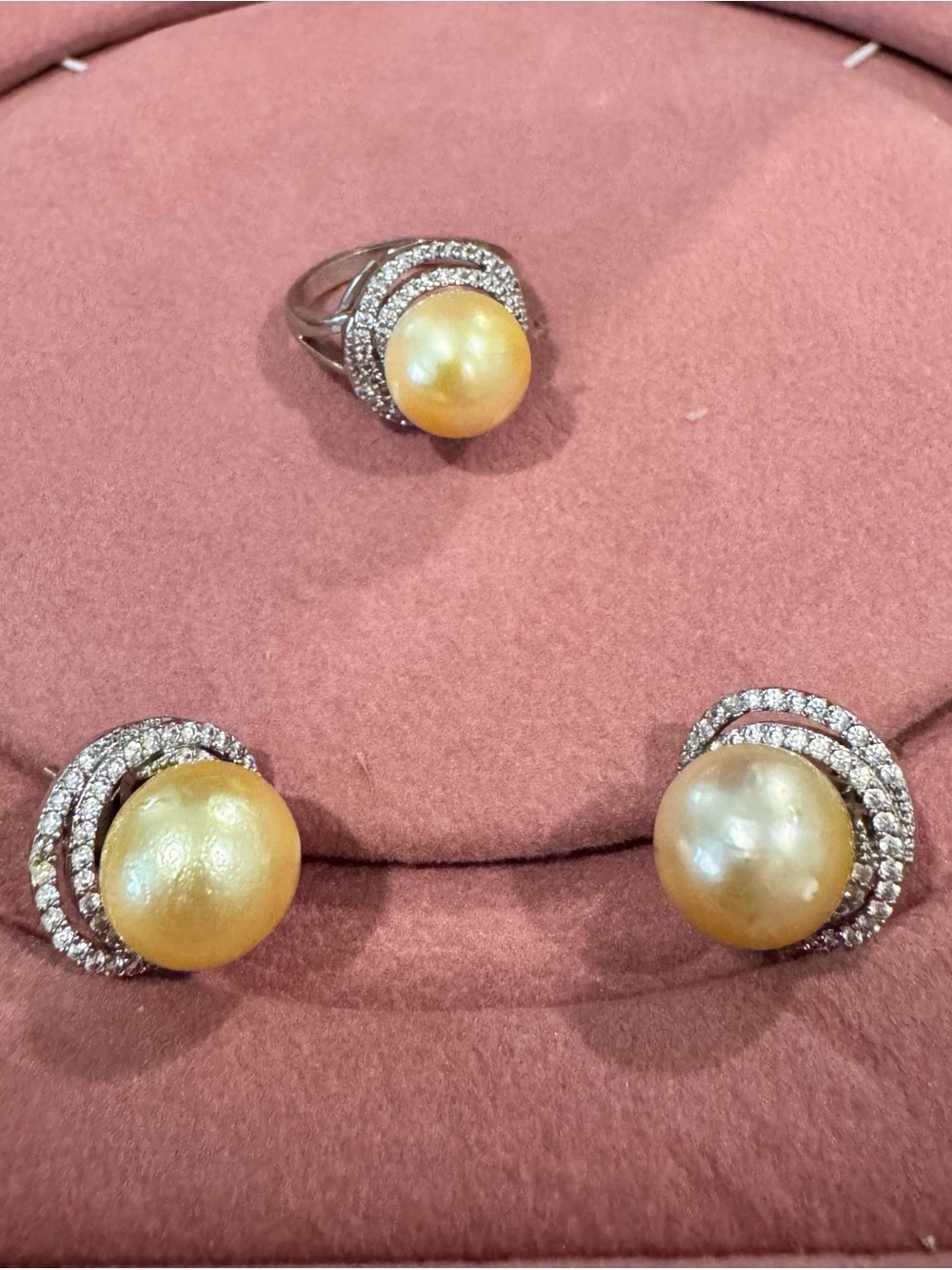 Chmapagne South Sea Pearl Set